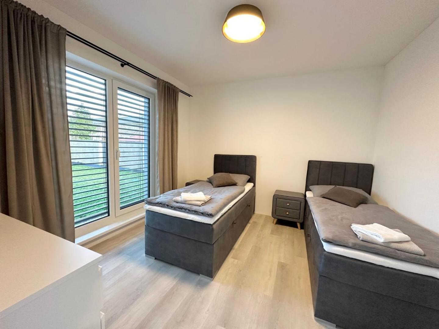 Klimatizovany Apartmanovy Dom S Virivkou, 9A Senec Ngoại thất bức ảnh
